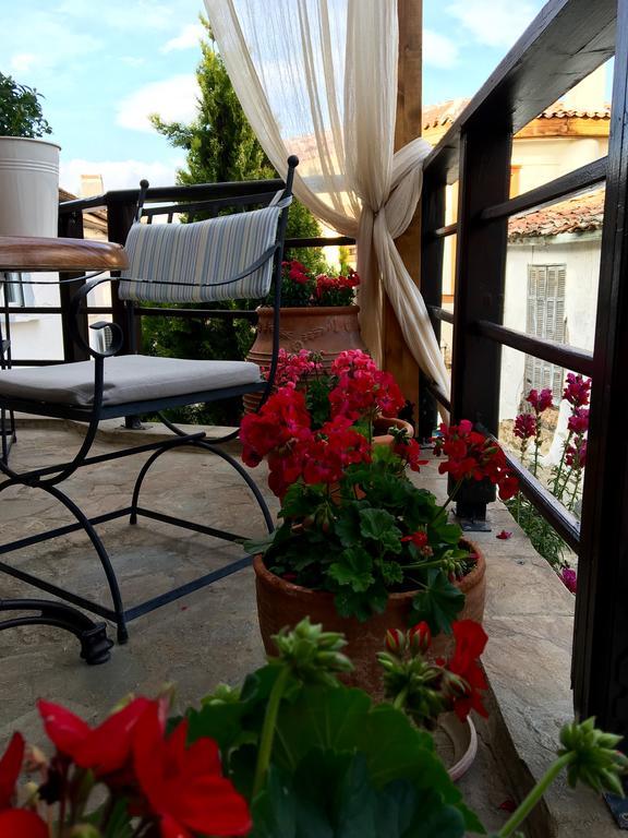 Varosi Guesthouse إذيسا المظهر الخارجي الصورة