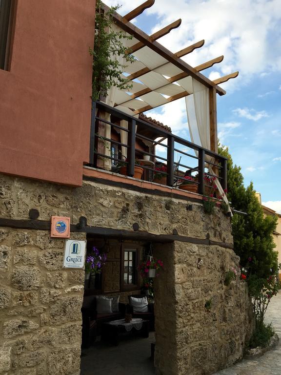 Varosi Guesthouse إذيسا المظهر الخارجي الصورة