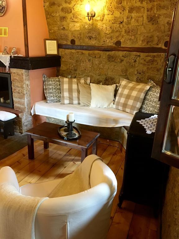 Varosi Guesthouse إذيسا المظهر الخارجي الصورة