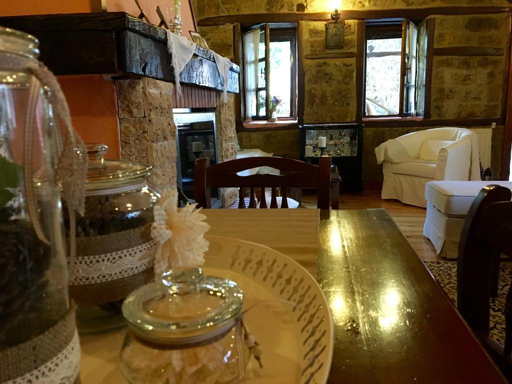Varosi Guesthouse إذيسا المظهر الخارجي الصورة