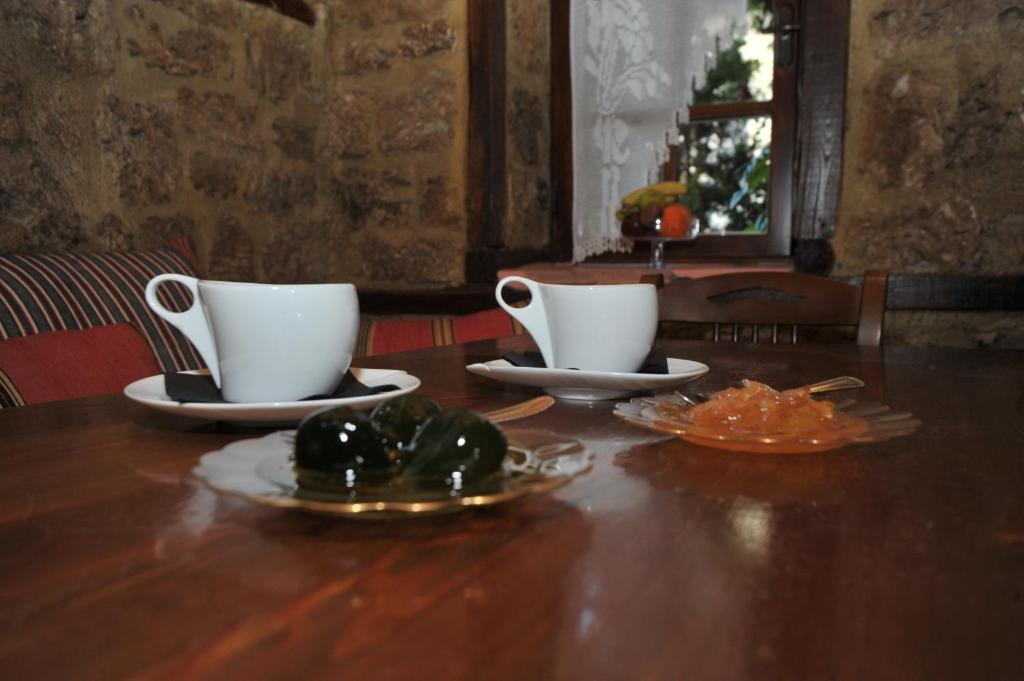 Varosi Guesthouse إذيسا المظهر الخارجي الصورة
