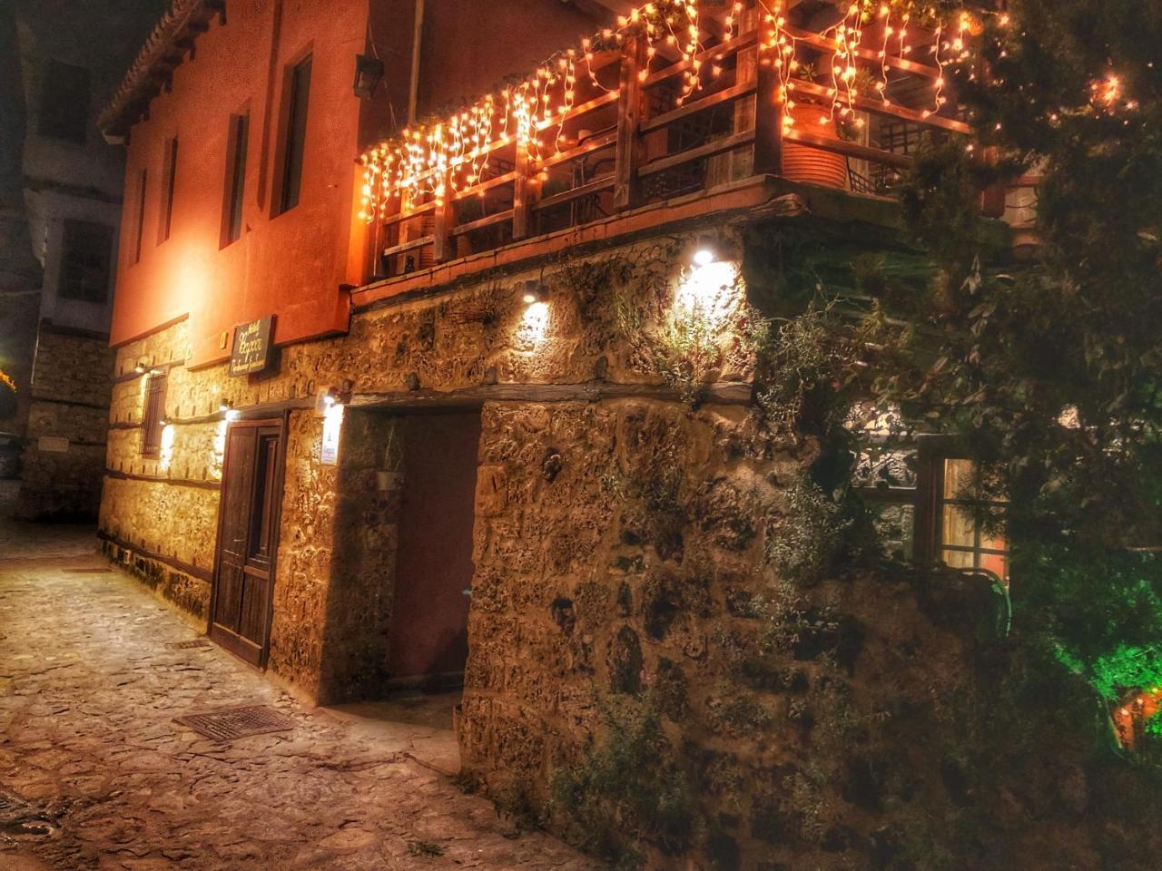 Varosi Guesthouse إذيسا المظهر الخارجي الصورة