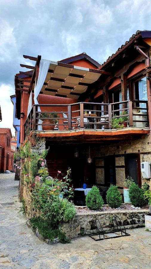 Varosi Guesthouse إذيسا المظهر الخارجي الصورة